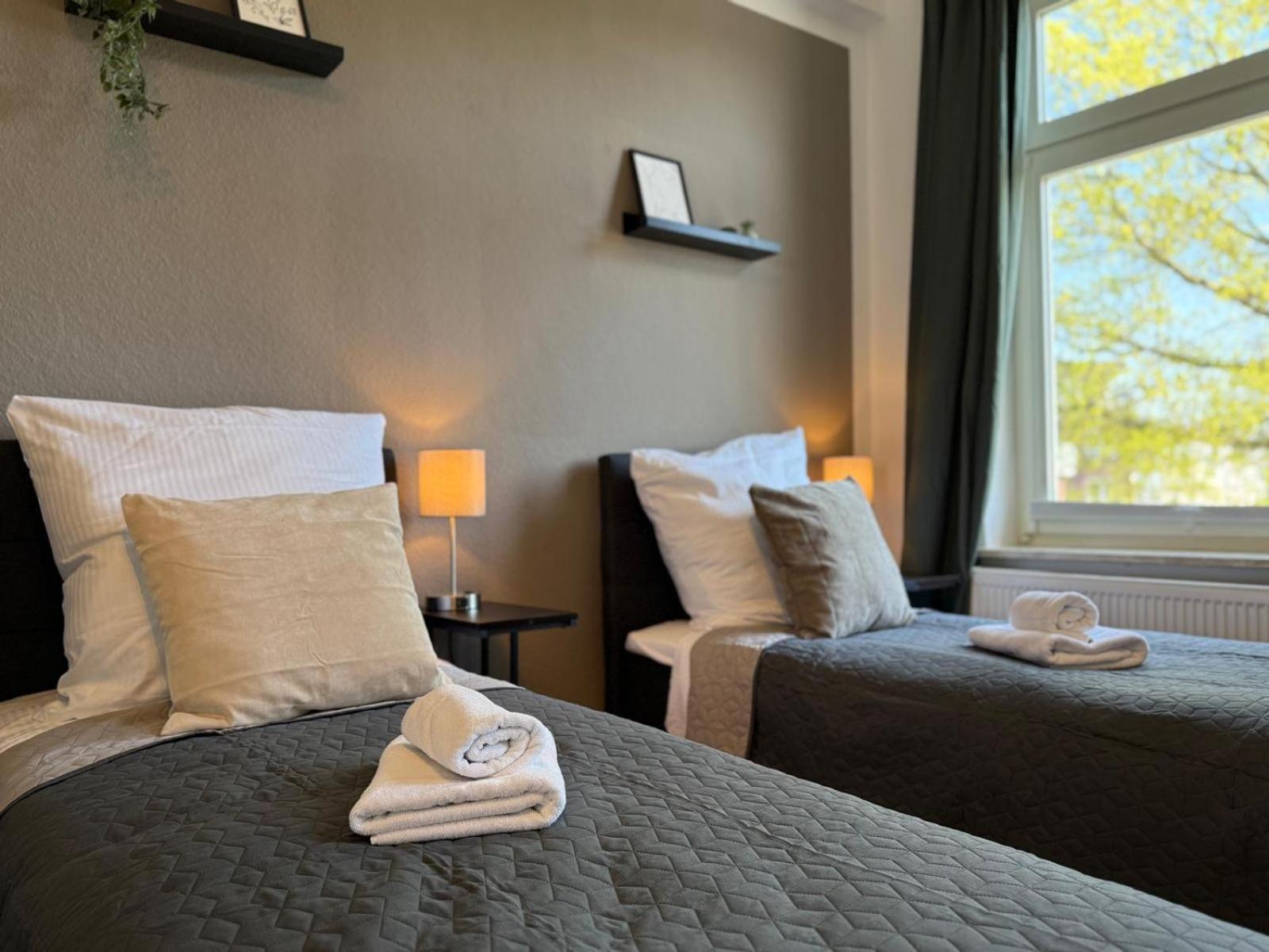 Tt Living Apartments Bonitas & Divinitas I 2 Schlafzimmer I Kueche I Vollbad I Waschmaschine Rellingen Exteriör bild