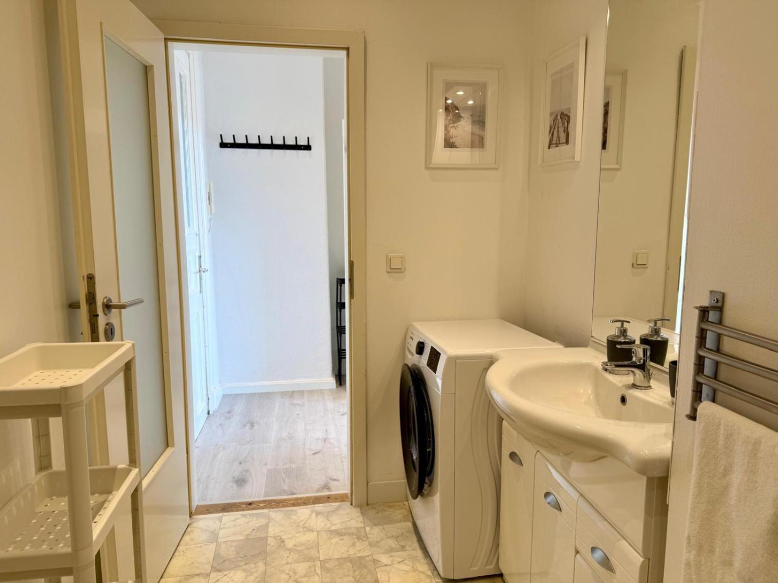 Tt Living Apartments Bonitas & Divinitas I 2 Schlafzimmer I Kueche I Vollbad I Waschmaschine Rellingen Exteriör bild